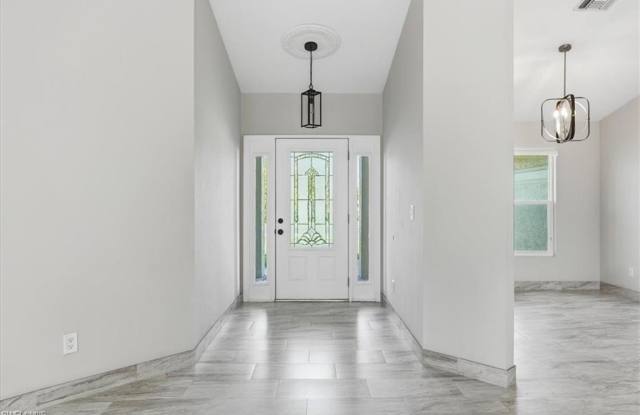 10225 Boca Cir Gallery 3