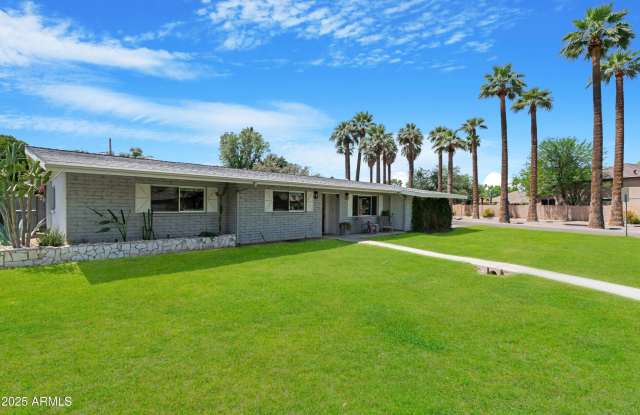 1021 W Las Palmaritas Drive photos photos