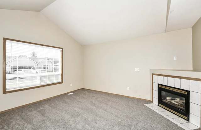 20213 13th Avenue Ct E Gallery 3