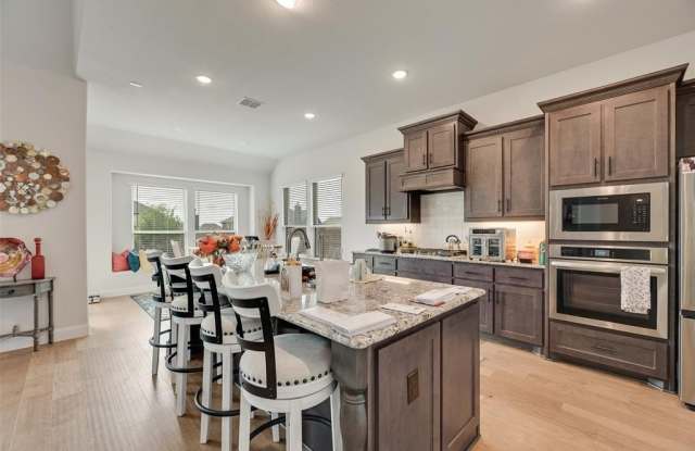 1042 Elmwood Drive photos photos