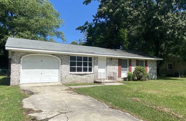 107 Greenhurst Ave photos photos