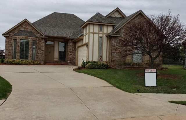 804 Longmeadow Court - 804 Longmeadow Road, Edmond, OK 73003