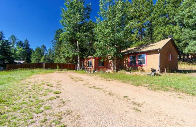 2 bedroom charmer on W South for rent! photos photos