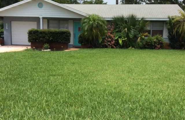 1122 Live Oak Avenue photos photos