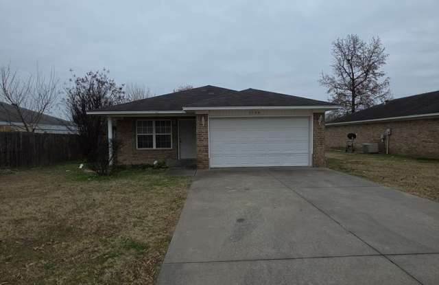 1109 S Oswego Ave photos photos