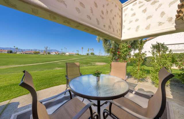 259 Vista Royale Circle W Gallery 4