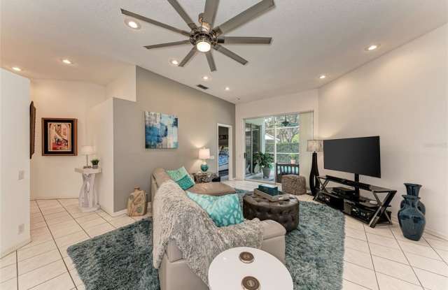 7433 FAIRLINKS COURT Gallery 3