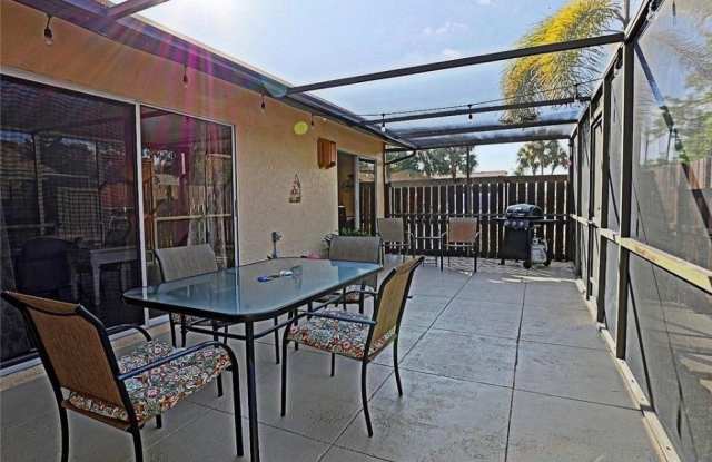 6310 Royal Woods Drive Gallery 1