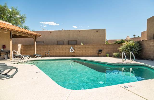3742 N Bay Horse Loop - 1 Gallery 2