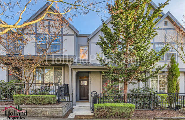 Elevated Two-Level Living with Modern Comfort & Style photos photos