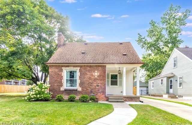 121 N BLAIR Avenue photos photos