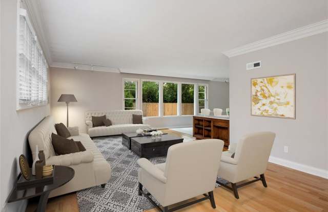 9140 Ladue Road Gallery 4