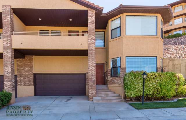 Two Bedroom Plus Home in the Ridge Gallery 1
