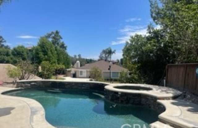 25152 Sandia Court Gallery 2