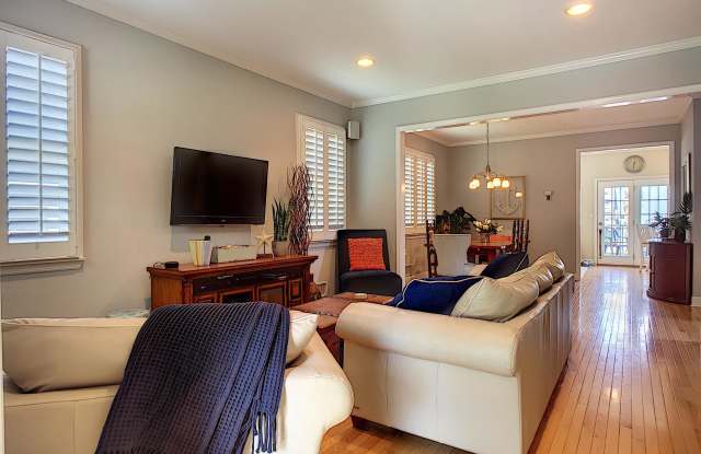 5 Maplewood Avenue - 5 Maplewood Avenue, Rumson, NJ 07760