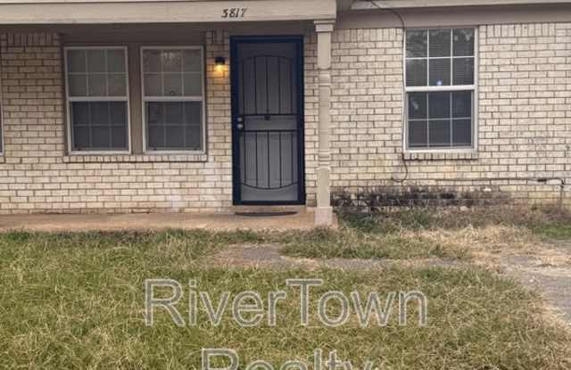 3815 Ajanders Dr photos photos