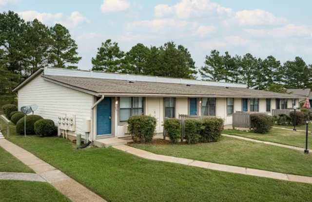 Lakeshore Apartments photos photos