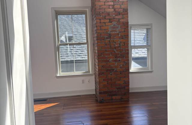 1316 William Howard Taft Road - B Gallery 4
