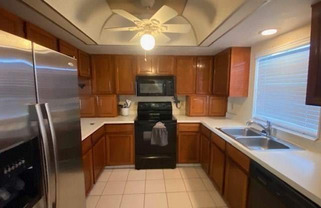 4521 Bay Beach Lane Gallery 2