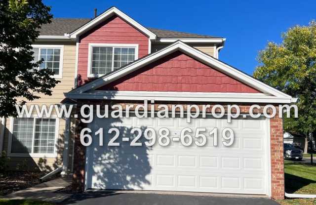 End Unit Townhouse Available October 1st, Open Floor Plan, Fireplace, Patio, Loft Area photos photos