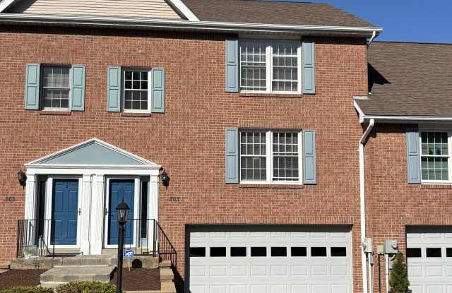 203 Apple Blossom Ln photos photos