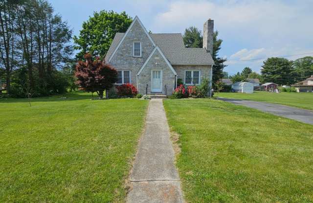 COMING SOON!! Gorgeous 4 Bedroom Home in Williamsport! photos photos