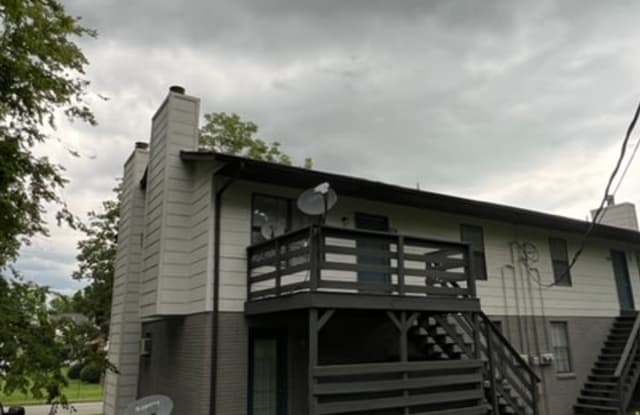 204 East Palestine Avenue - 204 East Palestine Avenue, Nashville, TN 37115