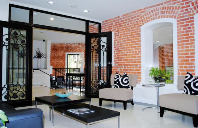 Brownstone Lofts Gallery 3
