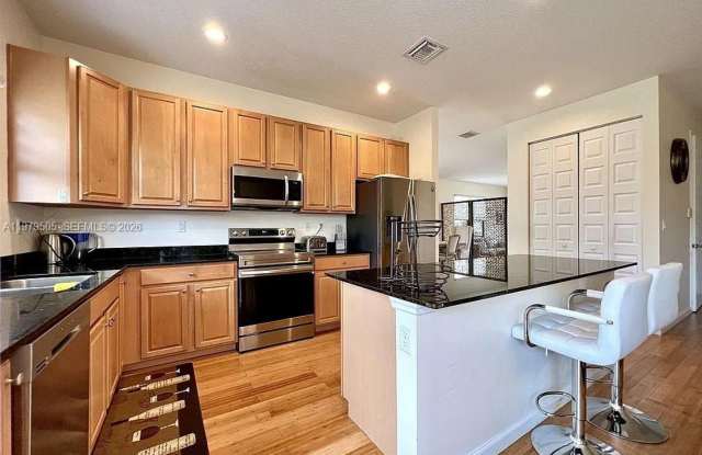 965 NE 193rd Terrace 965, Miami, FL 33179 photos photos