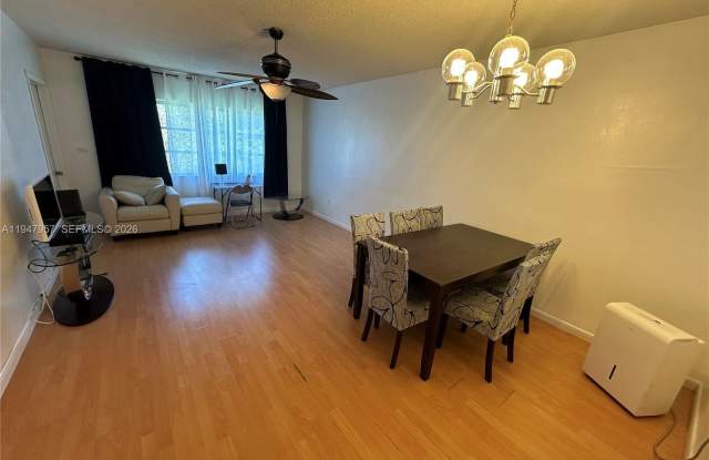 2825 NE 201st Ter - 2825 Northeast 201st Terrace, Aventura, FL 33180
