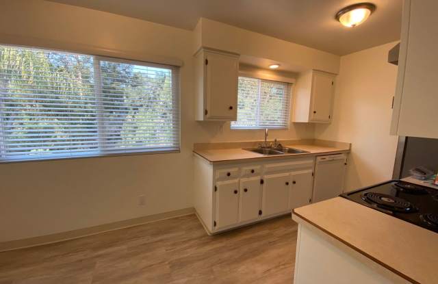 3753 Portofino Way Unit B Gallery 4