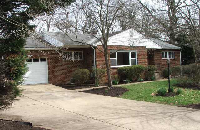 6705 HACKBERRY ST Gallery 2