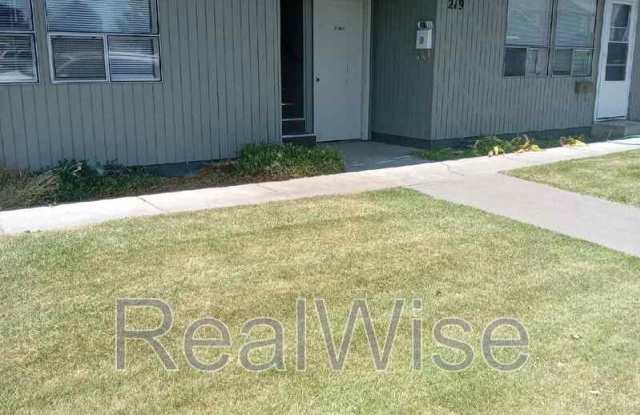 217 NW 7th St photos photos