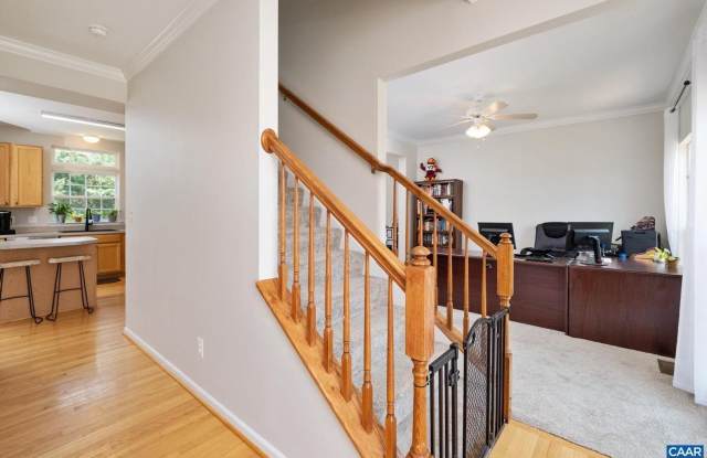 BARBOURSVILLE - 4 BEDROOM HOME - CLOSE TO ARMY JAG SCHOOL & UVA Gallery 3