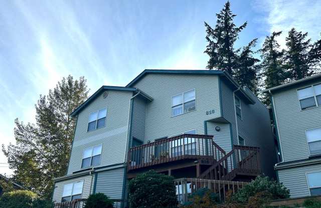 816 20th St. #102 - 816 20th Street, Bellingham, WA 98225 816 20th St. #102 - 816 20th Street, Bellingham, WA 98225