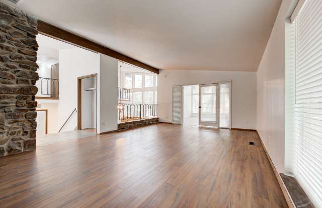 2008 North Briarcliff Avenue Gallery 3