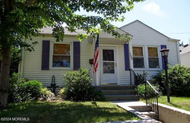 132 Stockton Avenue - 132 Stockton Avenue, Ocean Grove, NJ 07756