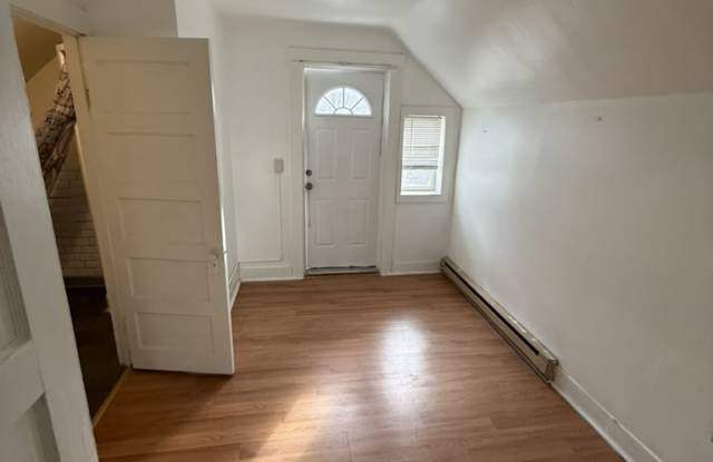 353 Park St - 353 Park Street, Bristol, CT 06010