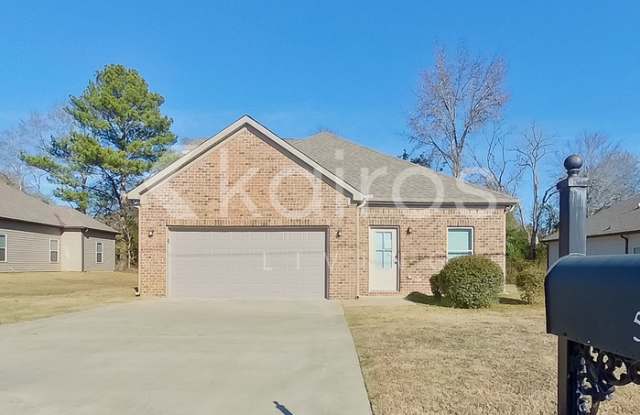 569 White Oak Circle - 569 White Oak Circle, Talladega County, AL 35096
