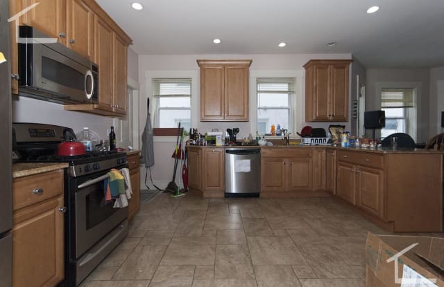 33 Justin Rd - 1 - 33 Justin Rd, Boston, MA 02135
