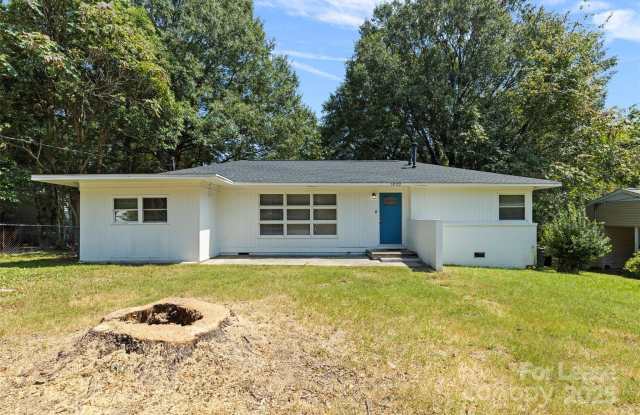 1022 Green Circle Drive photos photos