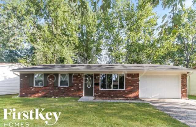 10207 Catalina Drive - 10207 Catalina Drive, Indianapolis, IN 46235