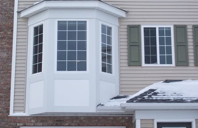 Hugo 2 Bed/2 Bath Water's Edge Townhome - Available 8-1-25 photos photos