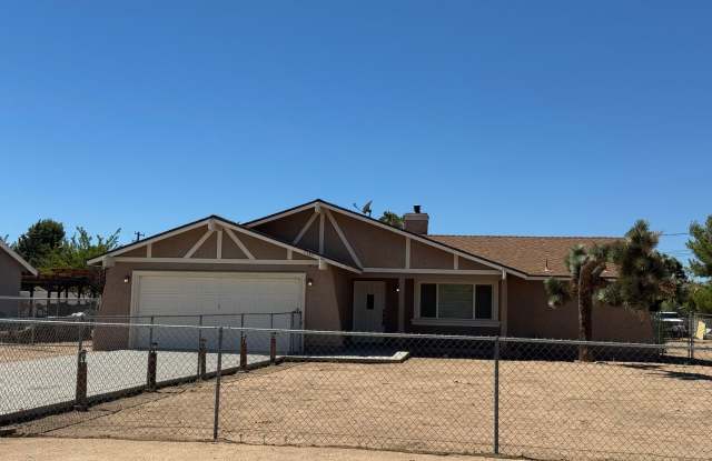 Hesperia Home on The Mesa photos photos