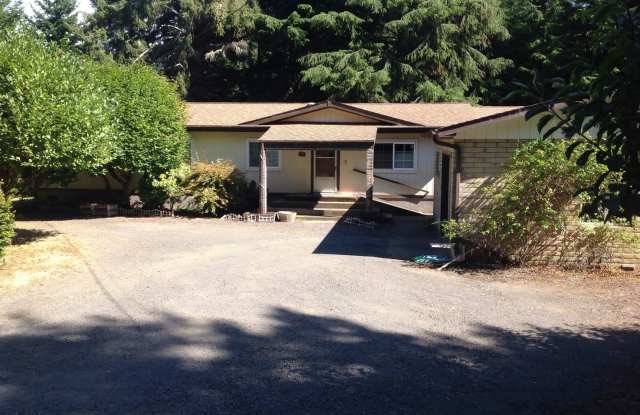 4 bedroom, 2 bath manufactured home on .75 acre near Ocean -PRICE LOWERED!! Gallery 3