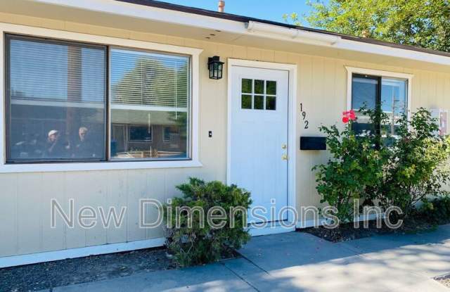 192 North Nevada Street Gallery 1