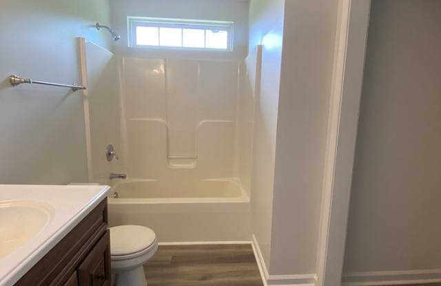 1220 Moss Acres Court Gallery 2