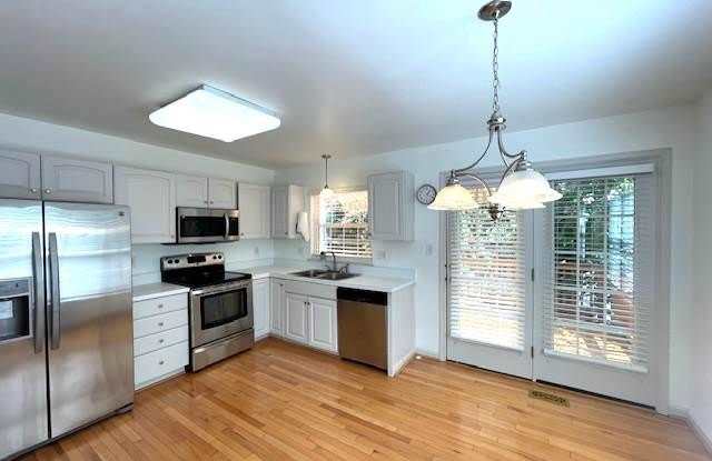 2063 STARGRASS Court Gallery 3