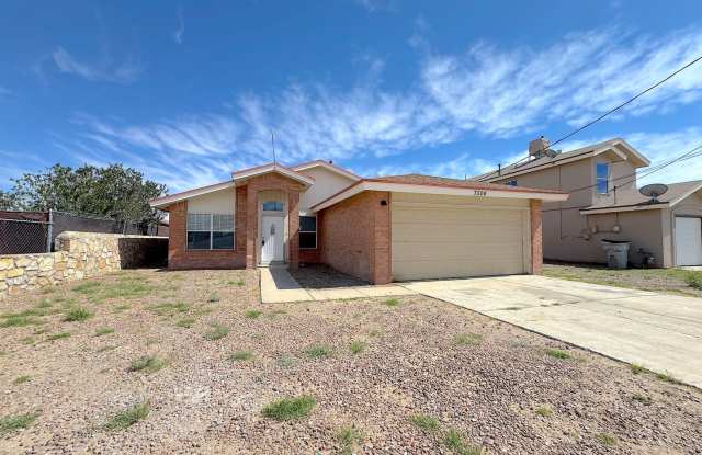 Northeast El Paso 4 Bed, 2 Bath close to Ft Bliss! photos photos