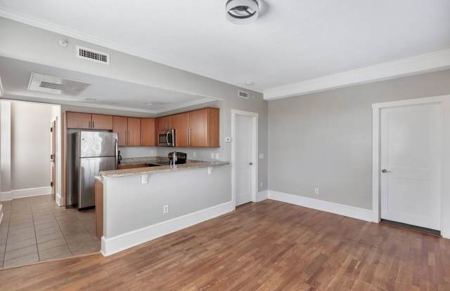 402 North Main Street photos photos